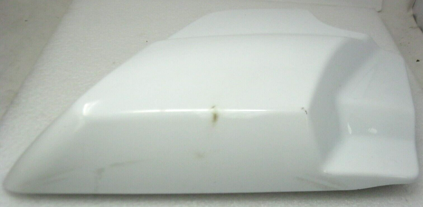 Harley-Davidson OEM Crushed Ice Pearl RH Side Cover Prime 66048-09A  57200072DZS