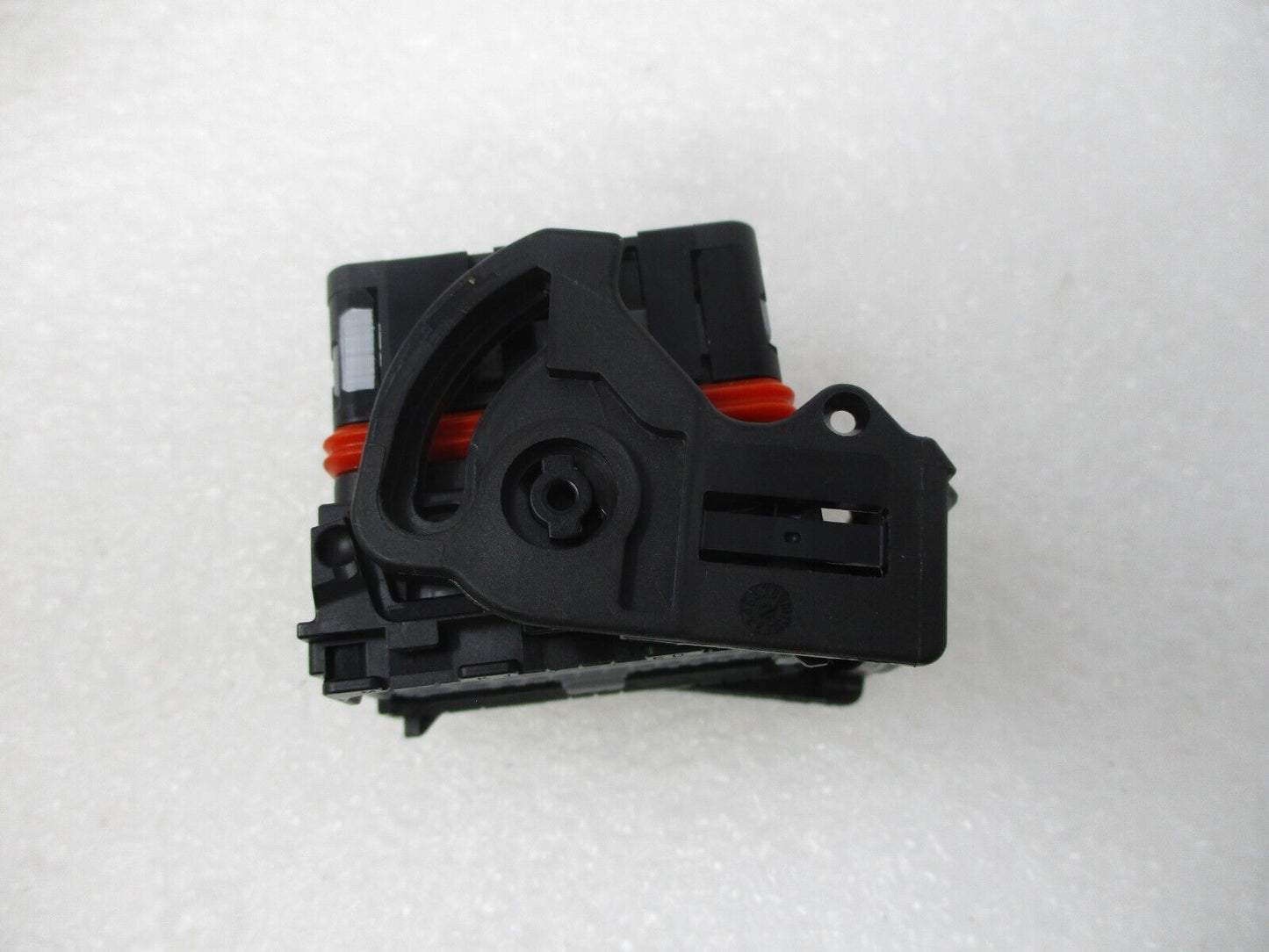 MOLEX 64320-1311 AUTOMOTIVE CONN HOUSING, RCPT, 48WAYS