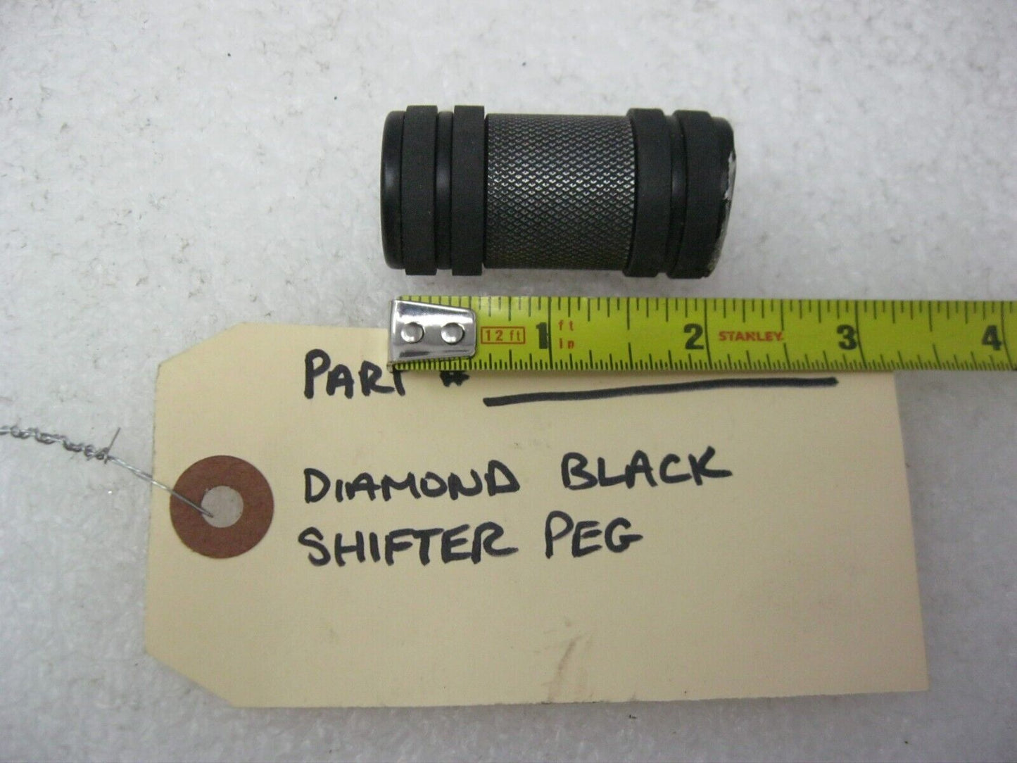 Aftermarket Unbranded Black Knurlded Shift Peg (Scuffed-No Hardware) 4-Band-Peg