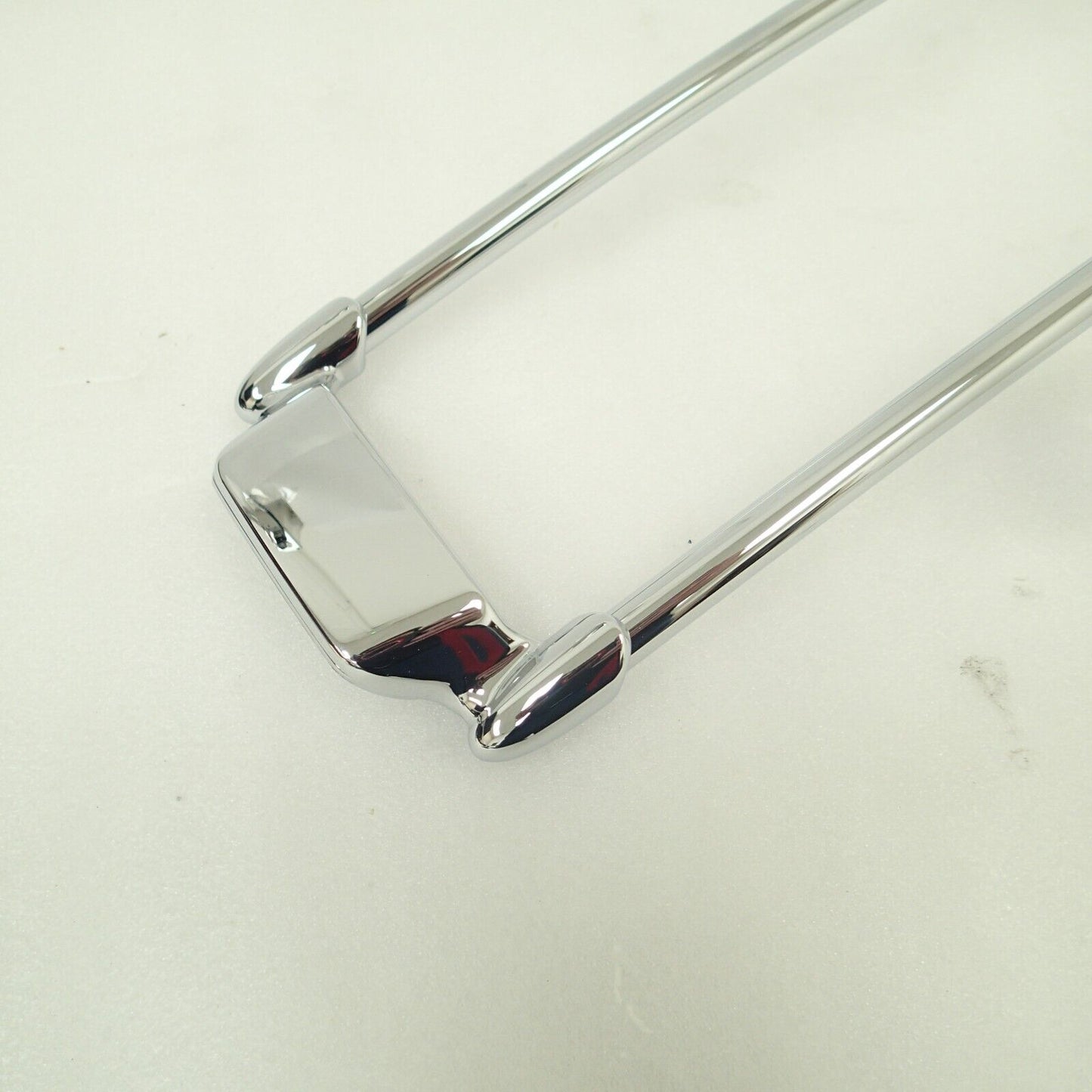 New Harley Davidson Air Wing Right Saddlebag Lid Trim #88338-09 (No Hardware)