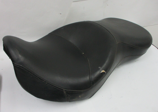 2008 08 Harley Davidson Electra Glide Front Saddle Seat Tear (4882)