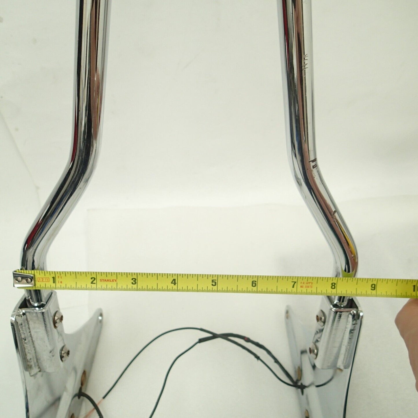 Chrome Sissy Bar + Wedge Style Marker Lights Harley  2004 FLSTC