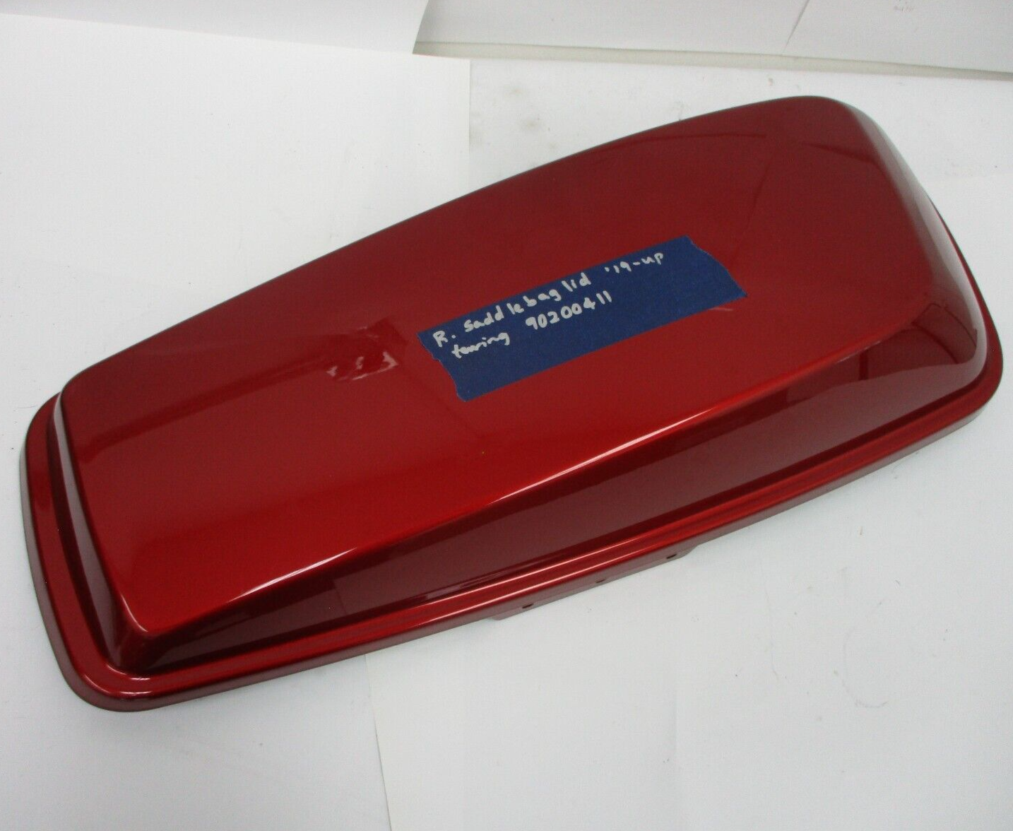 USED HARLEY DAVIDSON TOURING SADDLEBAG LID COVER R Side 90200411 70314