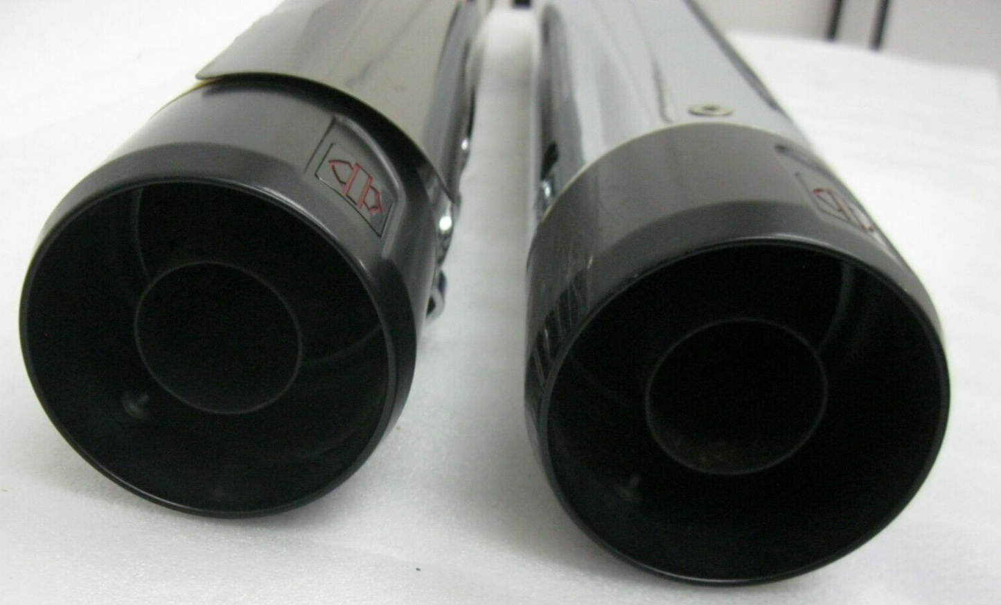 Harley-Davidson 21 & Later M8 CVO Chrome Mufflers 64900731A/32 & Empire End Caps