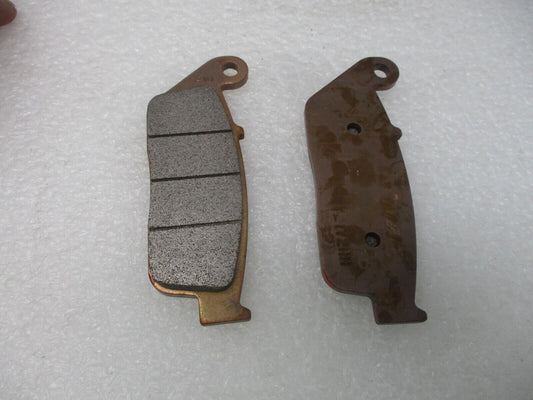 New Triumph Thruxton Front Brake Pads T2020537