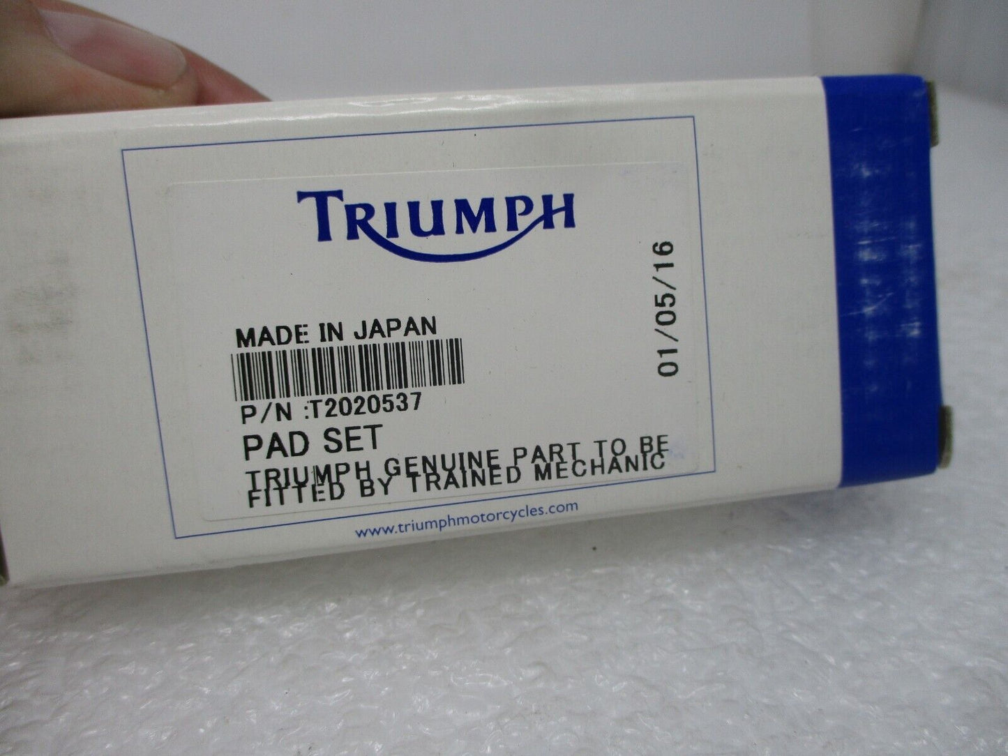 New Triumph Thruxton Front Brake Pads T2020537