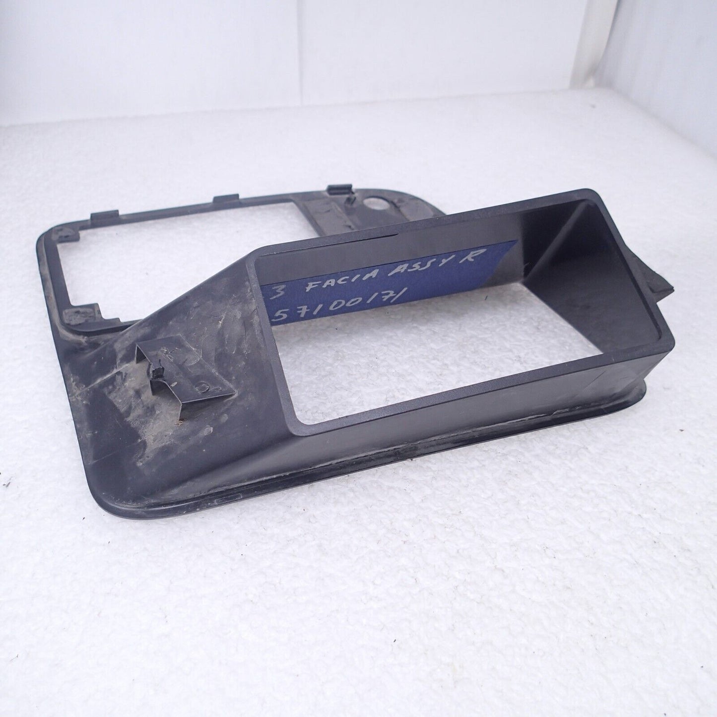 Genuine Harley Davidson Touring Lower Fairing Right Fascia 57100171