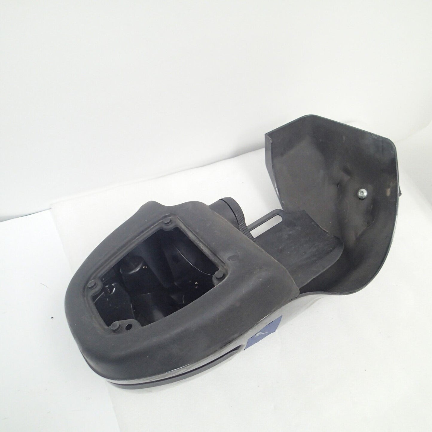 HARLEY-DAVIDSON ELECTRA GLIDE LEFT SIDE GLOVE BOX LOWER FAIRING