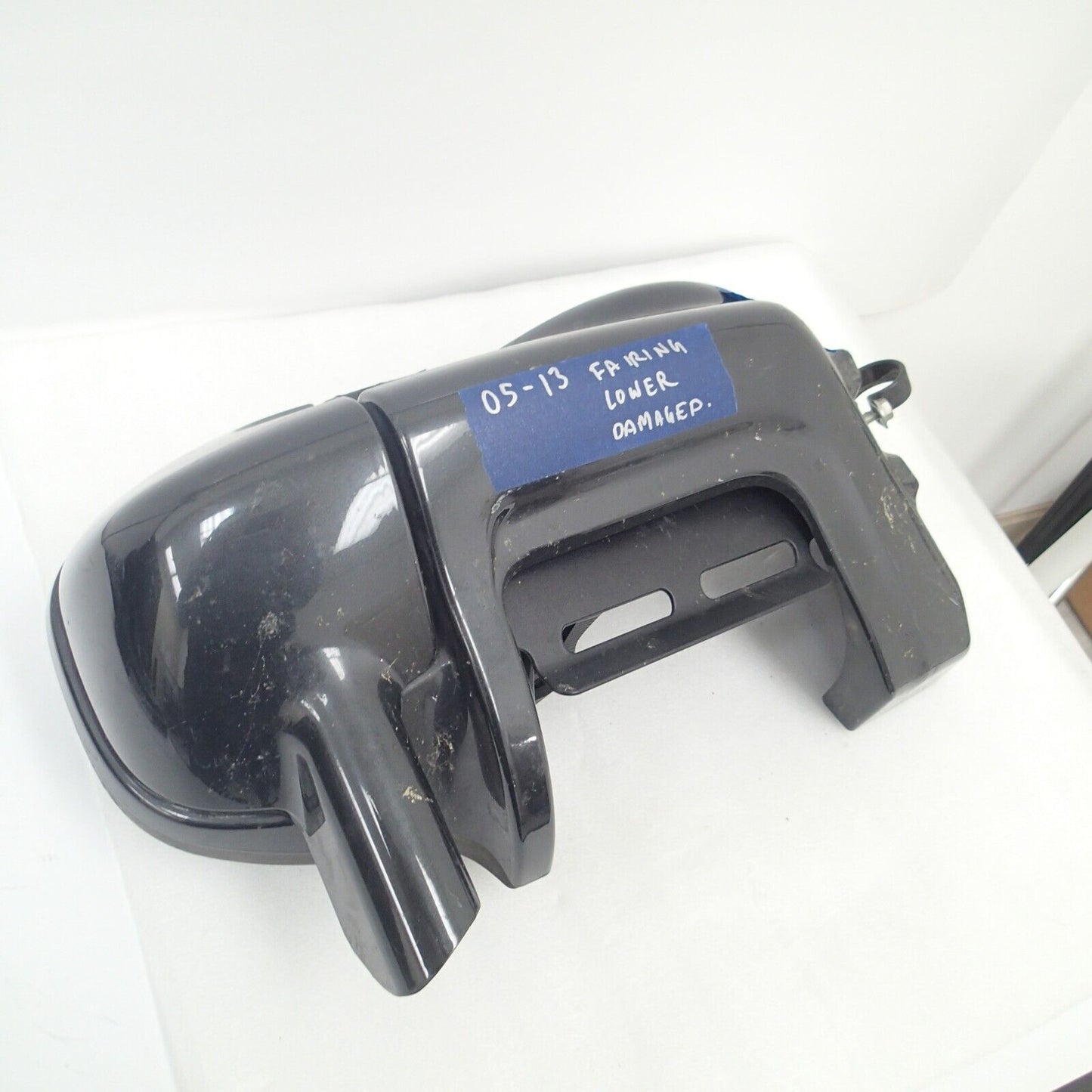 HARLEY-DAVIDSON ELECTRA GLIDE LEFT SIDE GLOVE BOX LOWER FAIRING