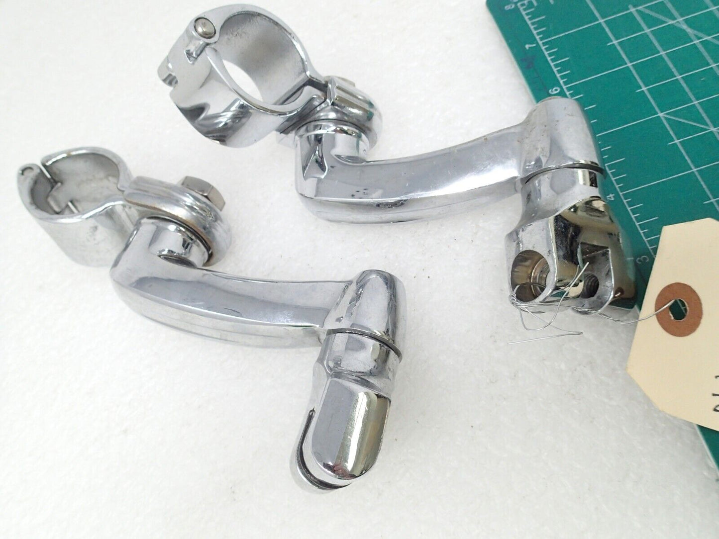 1-1/4" Crash Guard Clamp Peg Mounts Fit Universal #3 (Aftermarket)