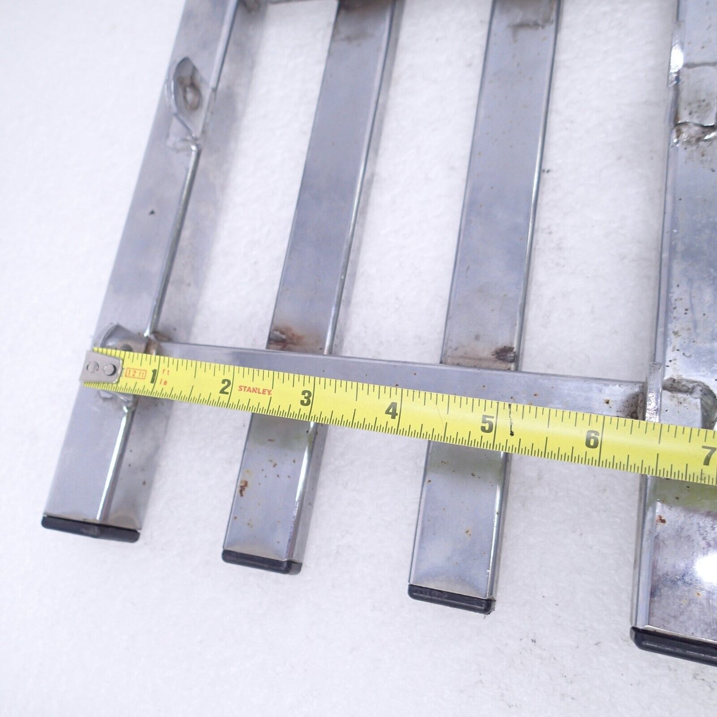Harley Davidson FXR Chrome 4-Channel Luggage Rack 56464-83 CAP missing