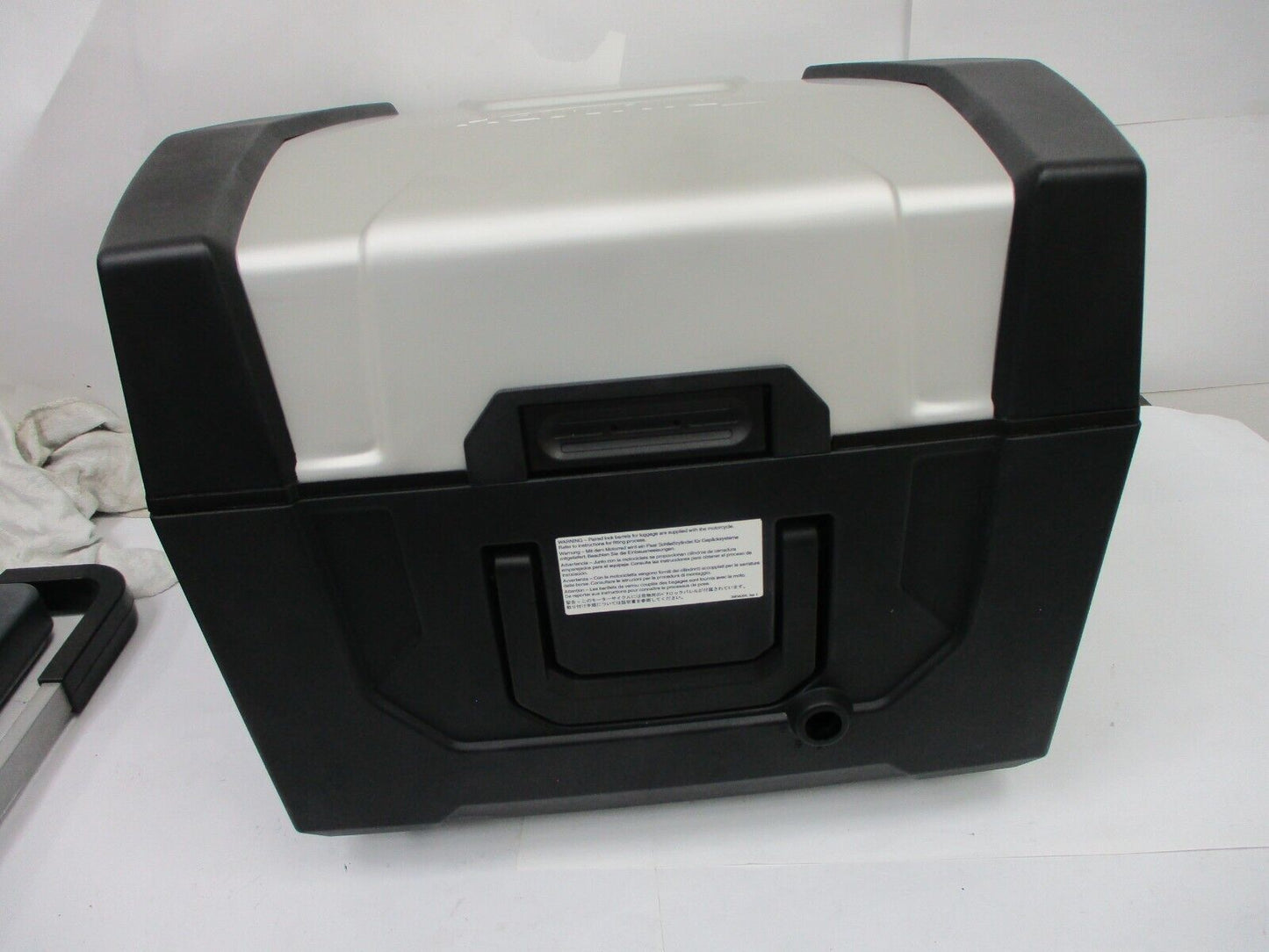 New OEM Triumph TOP BOX ASSY, POWERED T2351034 Box Assy Coverless