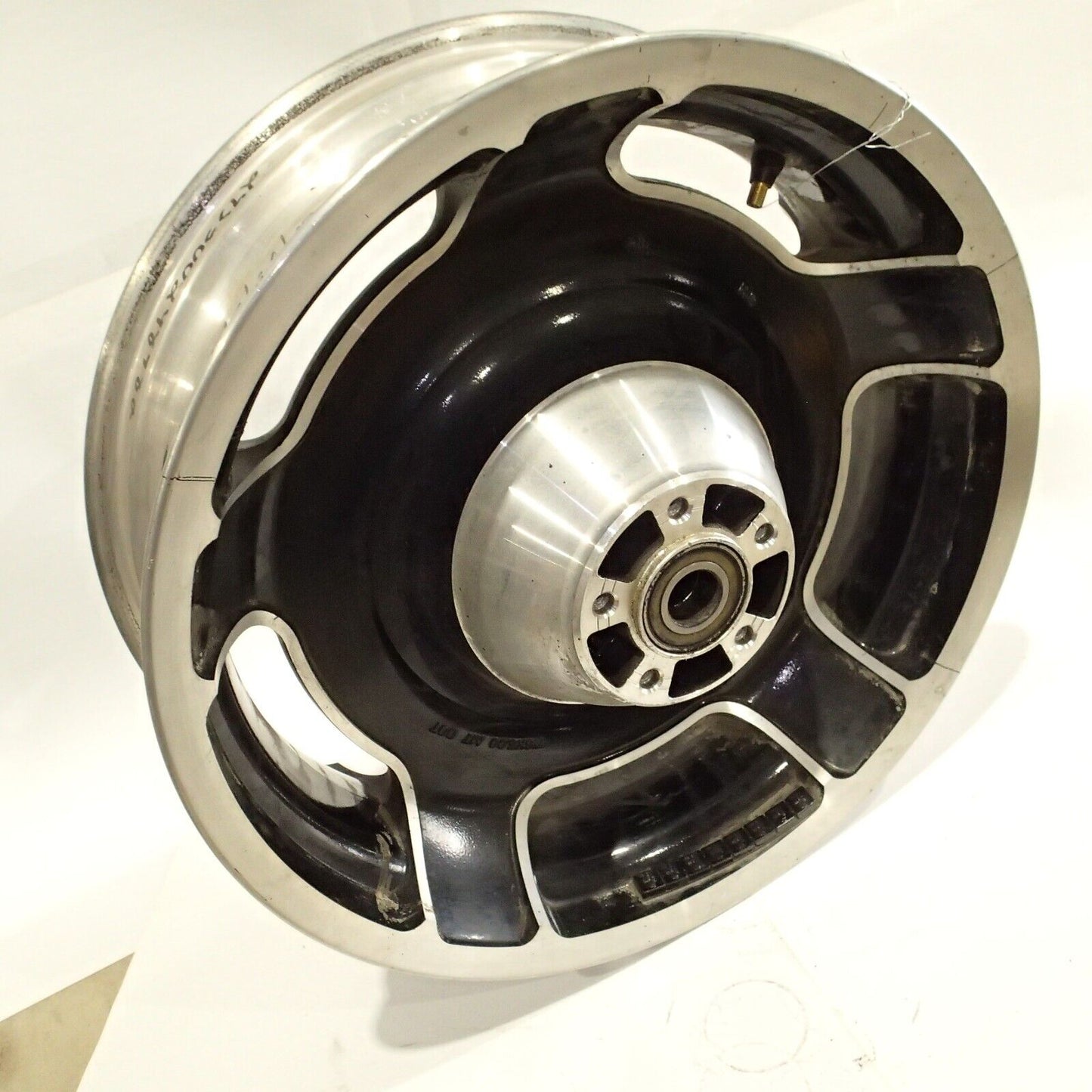 Harley-Davidson OEM Rear Wheel 41288-09A 16x5 (#13)