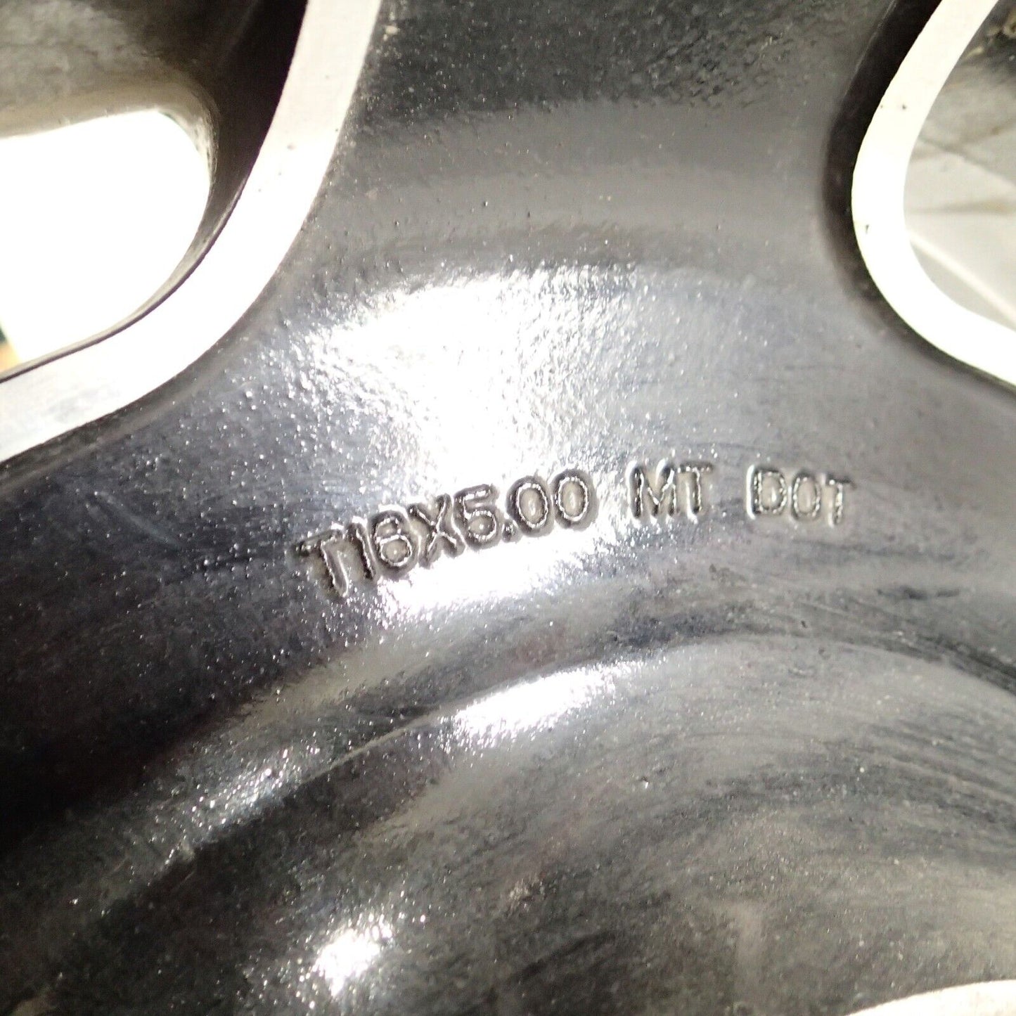 Harley-Davidson OEM Rear Wheel 41288-09A 16x5 (#13)