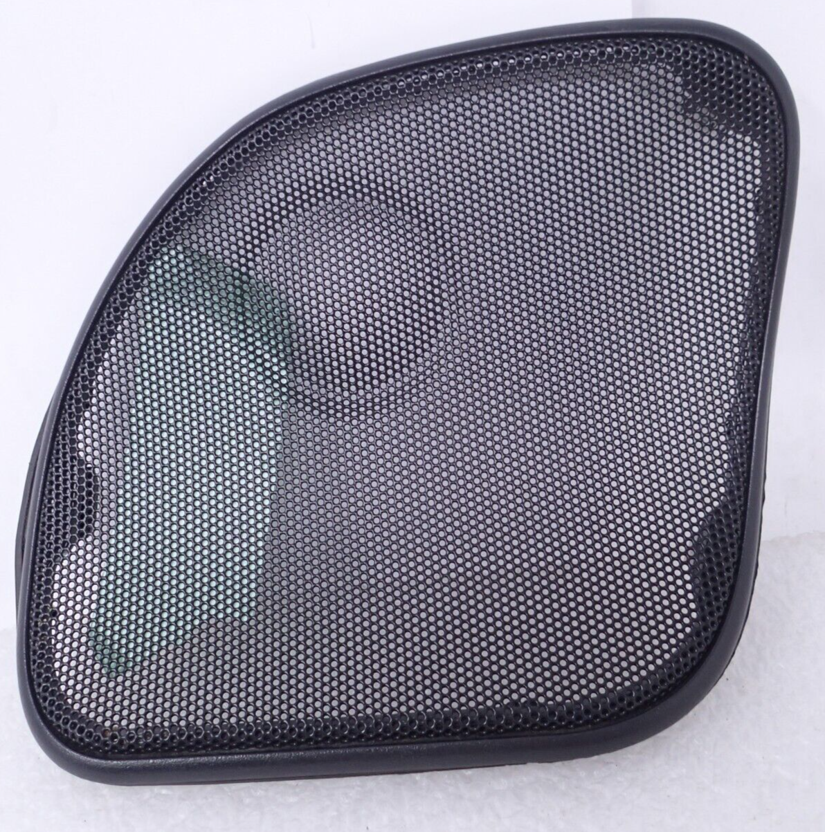 Harley-Davidson 15-22 Stage 1 Saddlebag RIGHT Speaker Grille 76000878 ONE