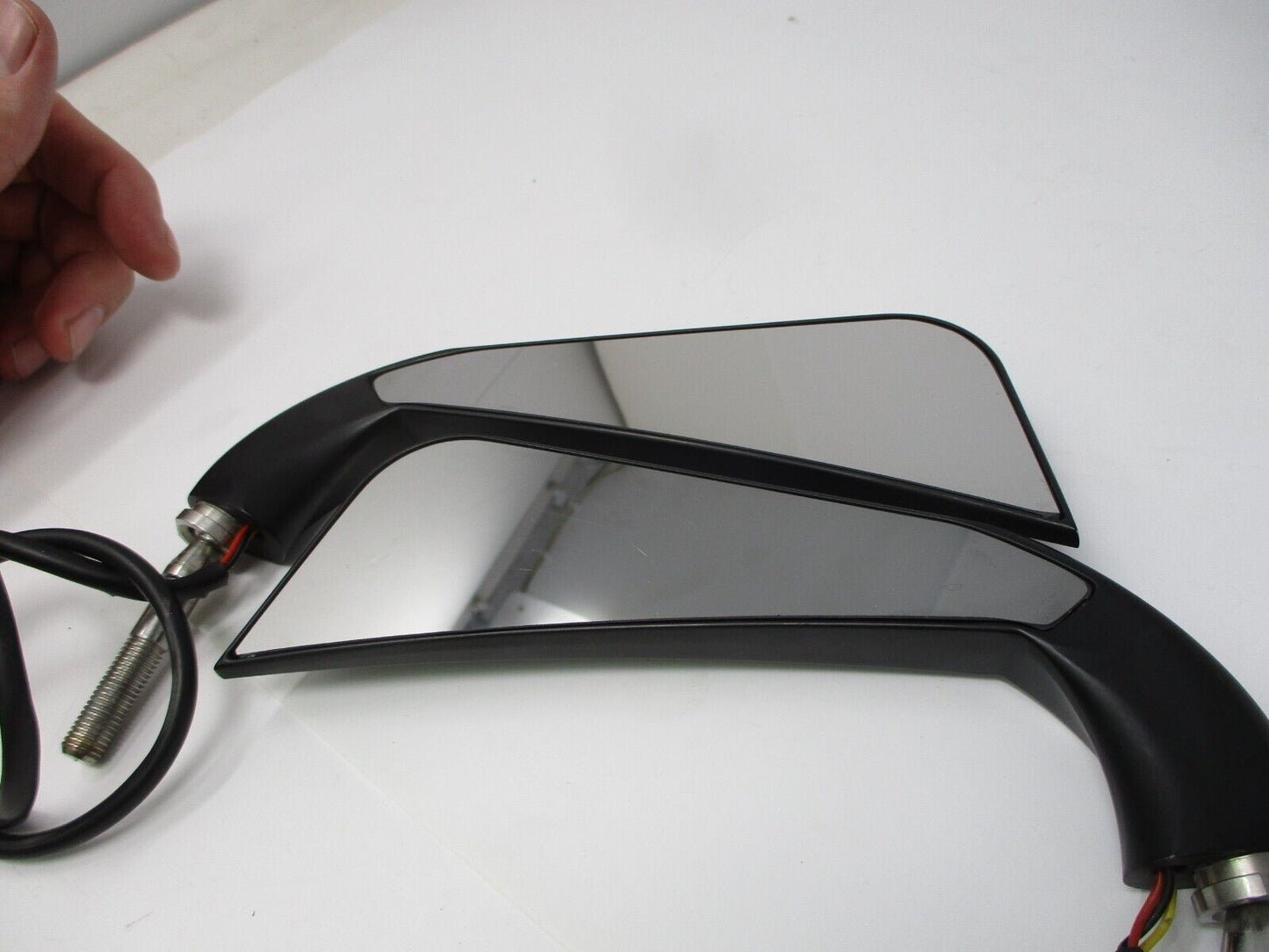 Motorcycle Rearview Mirror w/LED Turn Signal Light Fit Harley Dyna Fatboy Softai
