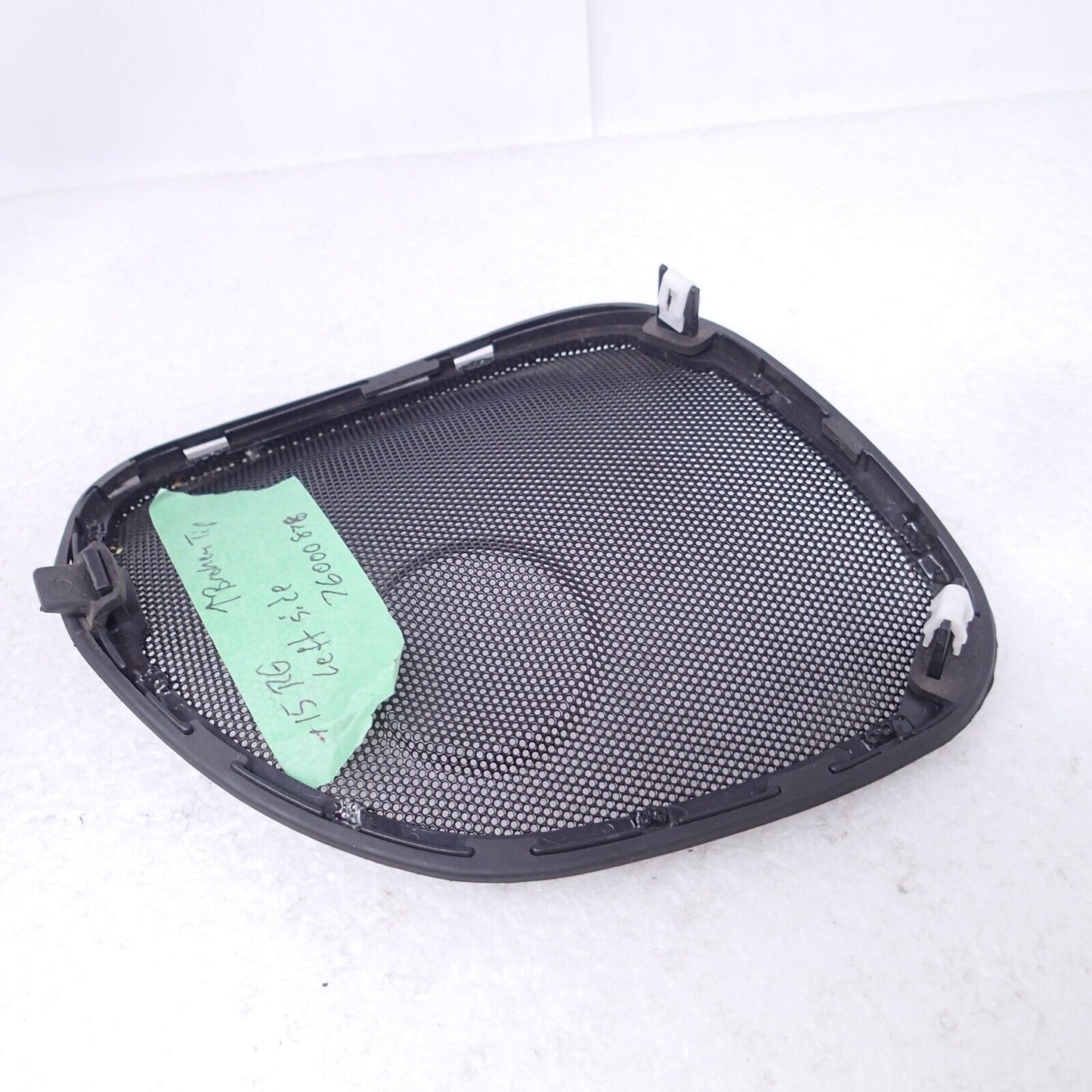 Harley-Davidson 15-22 Stage 1 Saddlebag RIGHT Speaker Grille 76000878 ONE