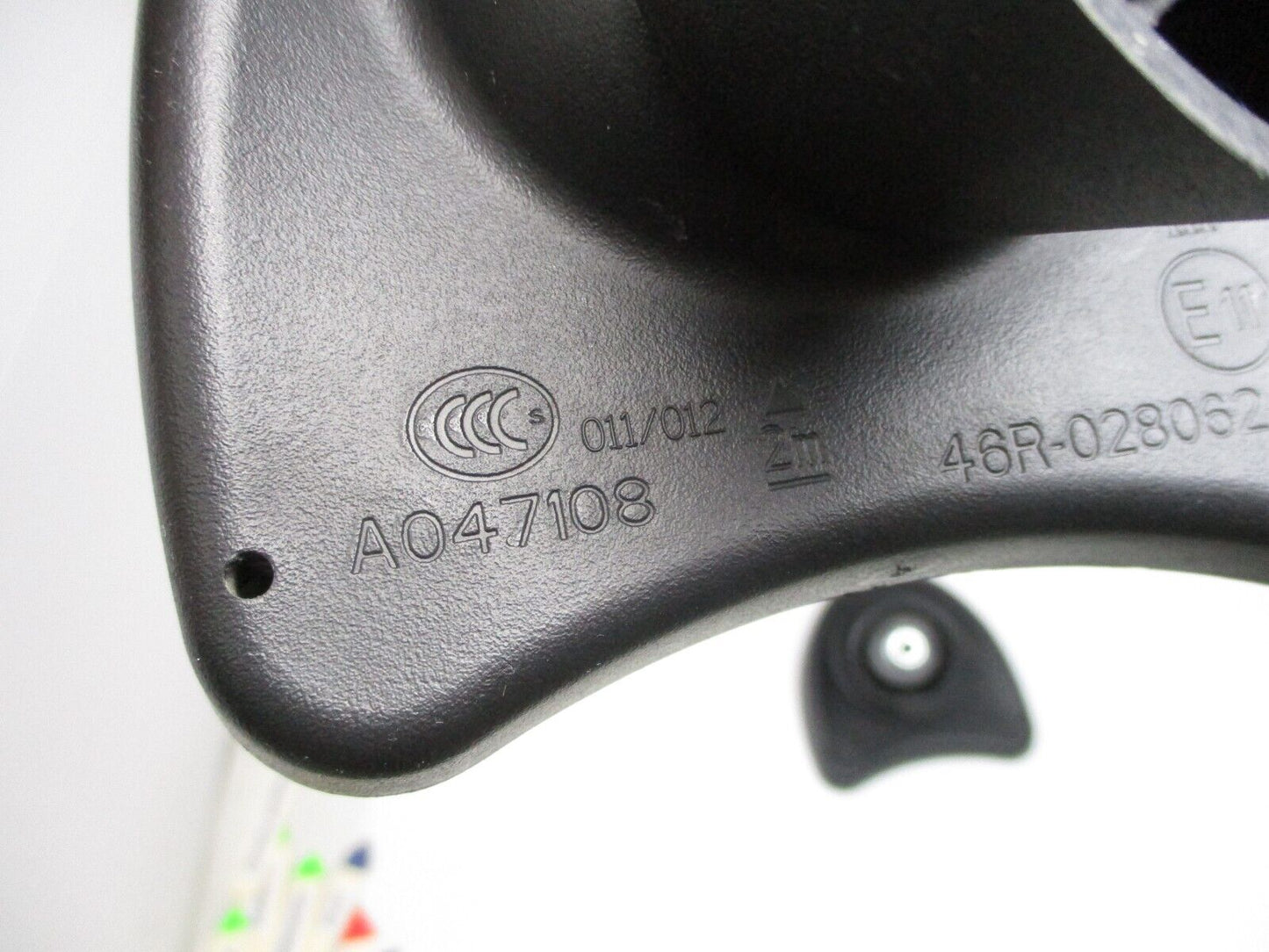 HARLEY DAVIDSON OEM 2014-UP BATWING FAIRING MIRRORS PAIR P/N 46R-028062 A047108