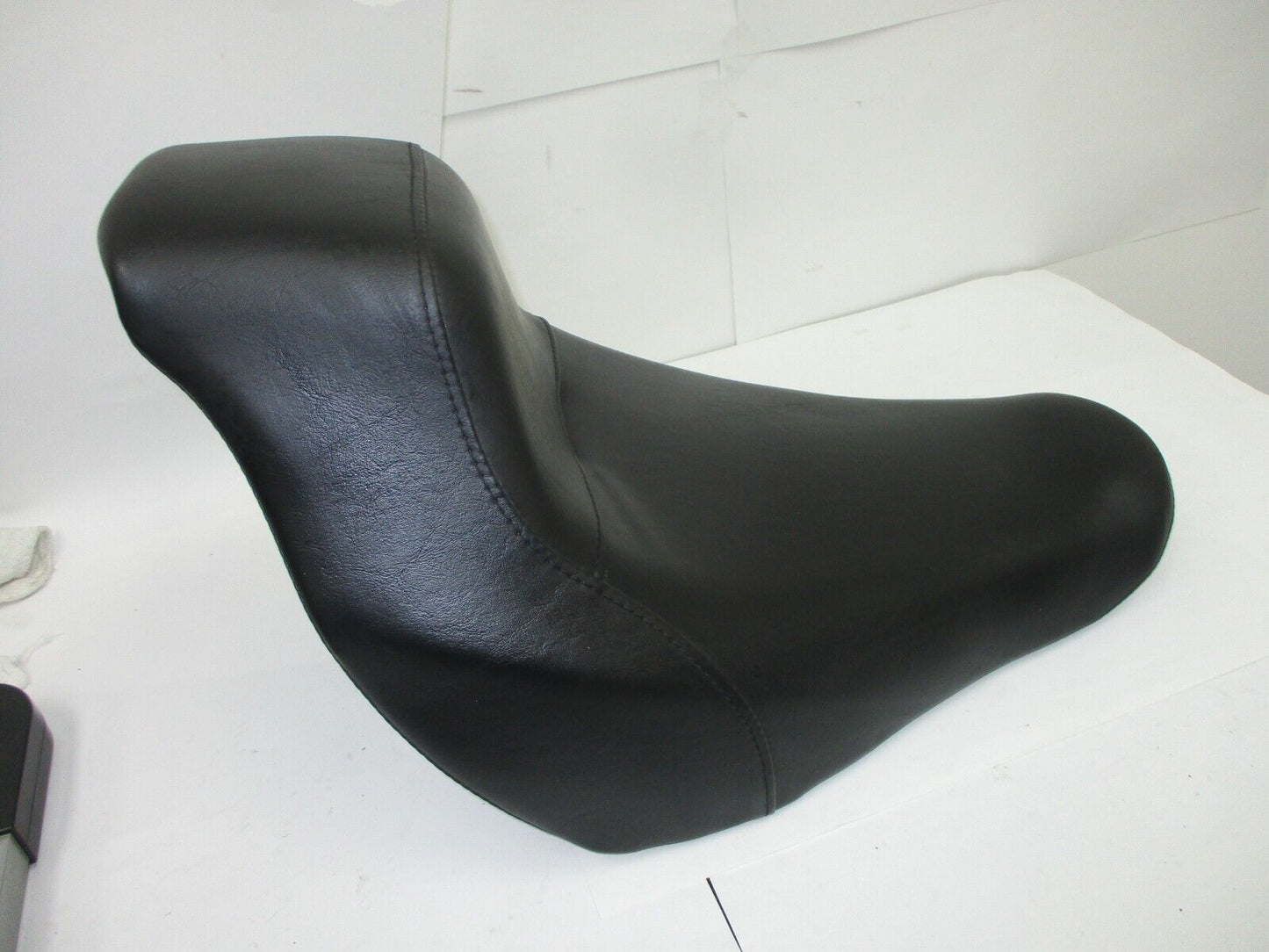 2018-2022 OEM Harley-Davidson FXLRS FXLRST Softail Low Rider Solo Seat P52000496