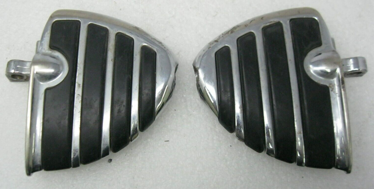 Aftermarket Unbranded Chrome & Rubber Male Mount Wing Style Foot Pegs