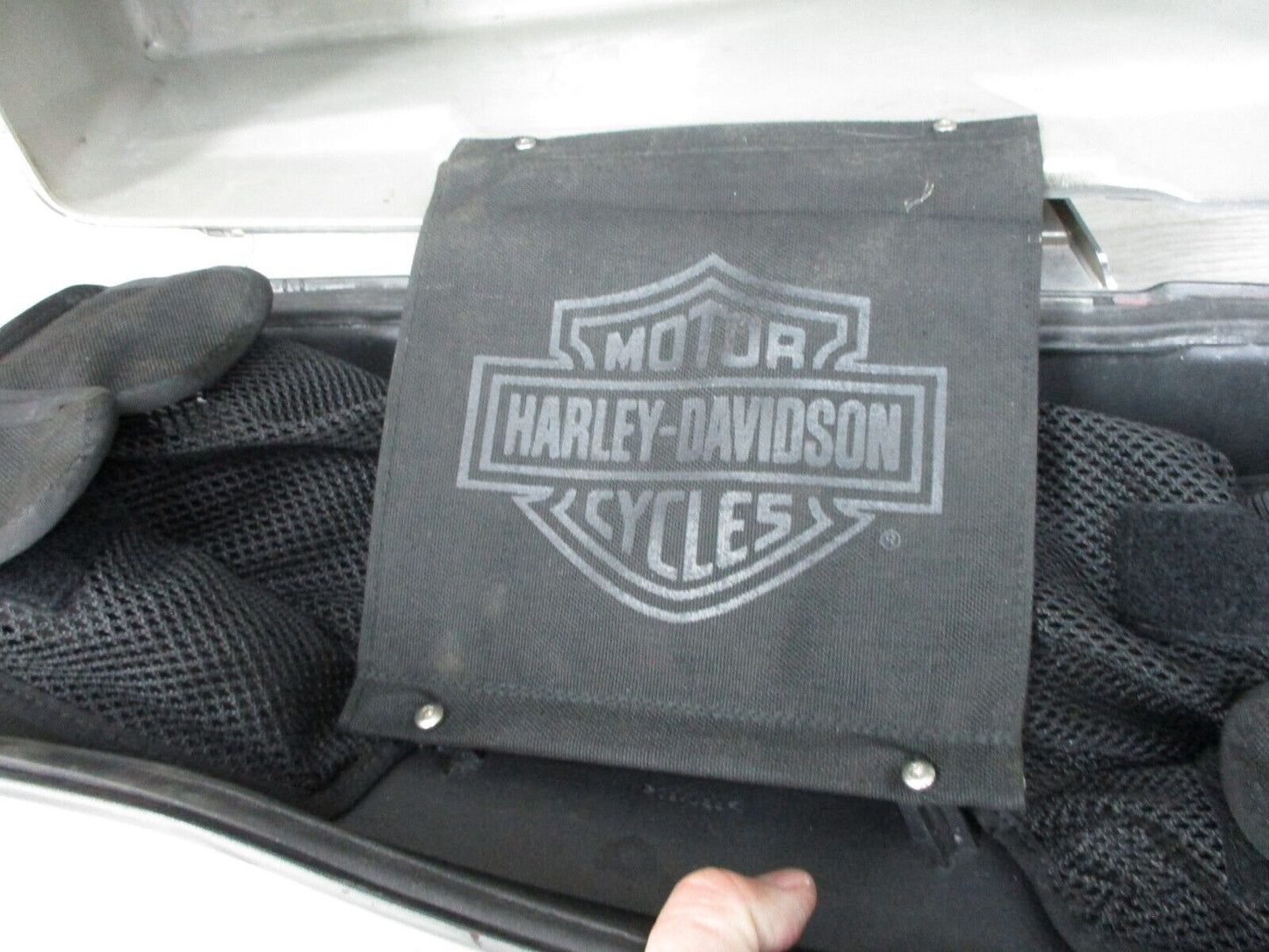 Harley-Davidson 2003 Touring Saddlebag (RIGHT) 91598-03BDS LOWER SADDLEBAG BAGG