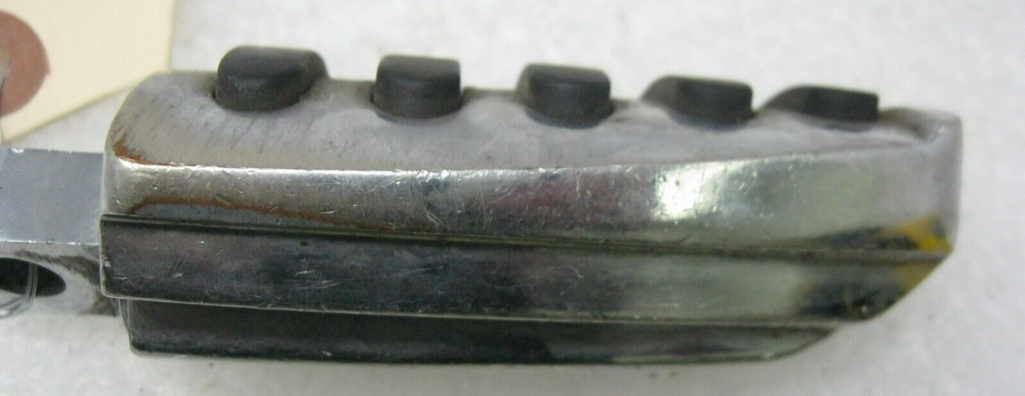 Harley-Davidson OEM XL Dyna Softail V-Rod Airfoil RIGHT Foot Peg SMALL 50134-95
