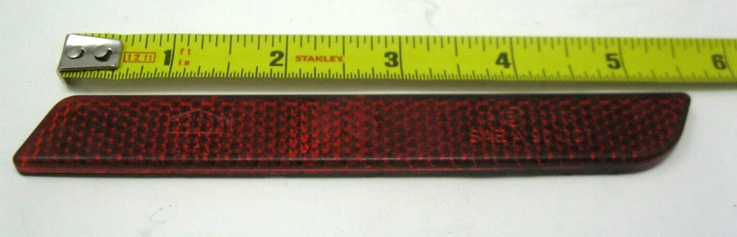 Harley-Davidson OEM 92-19 RIGHT Saddlebag Red Latch Cover Reflector 59287-92
