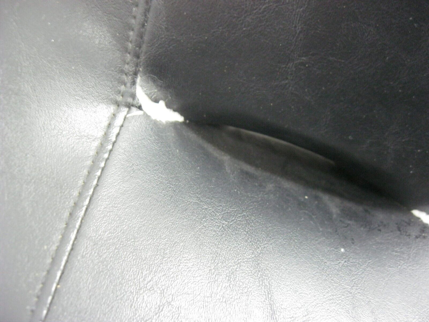 Harley-Davidson OEM 11-13 Touring Two-Up Seat (RIPS) 52164-10