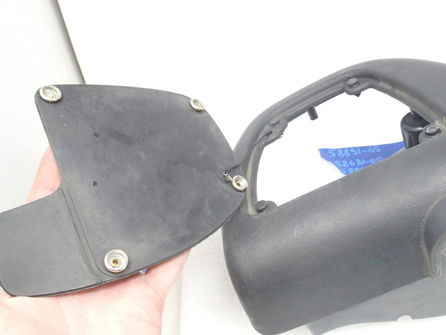 05-13 HARLEY TOURING LOWER LEFT LEG FAIRING GLOVE BOX 58901-05/58681-05