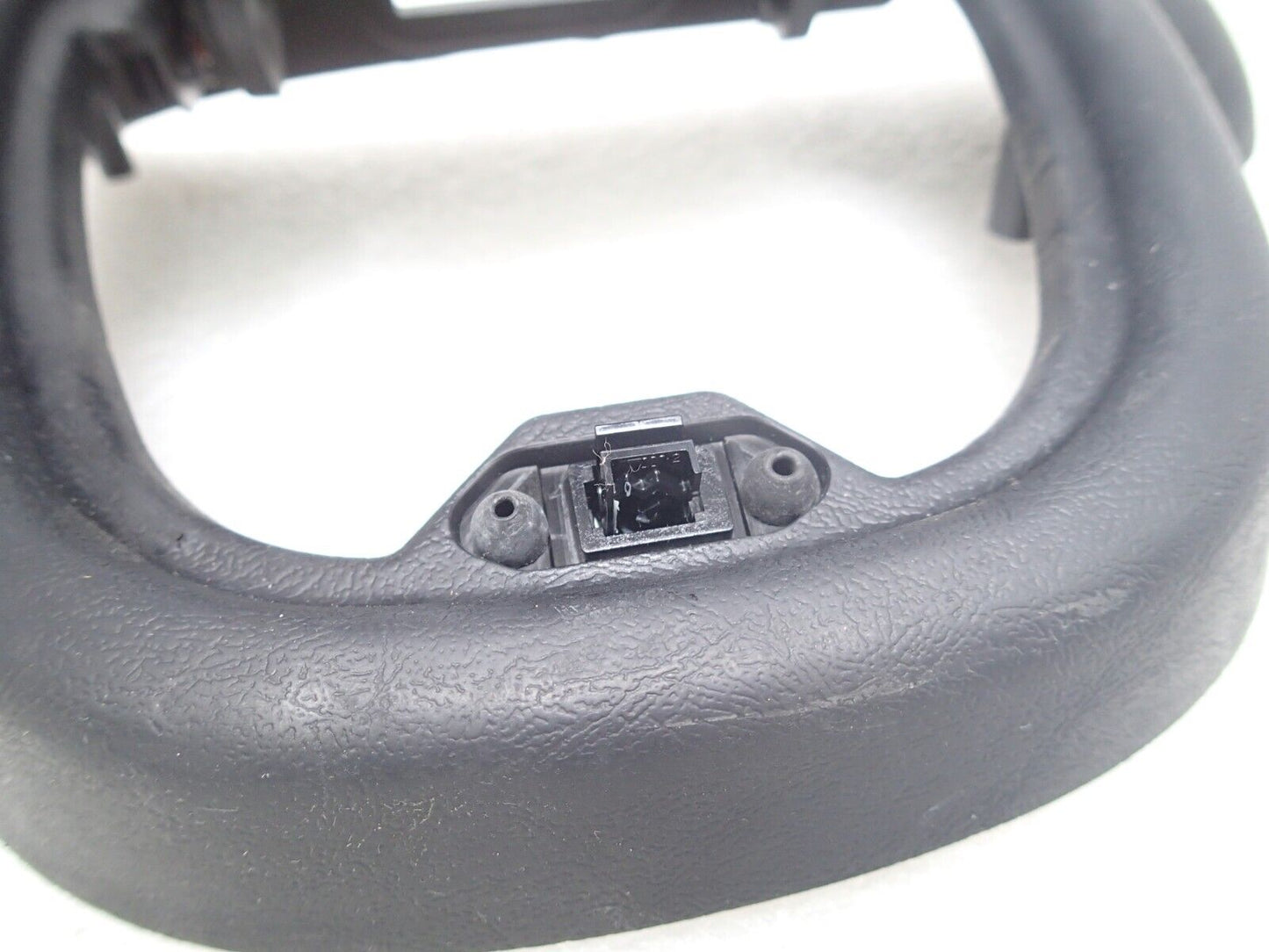HARLEY DAVIDSON GLOVE BOX RIGHT SIDE 57100098 TOURING FLHTCU FLTR
