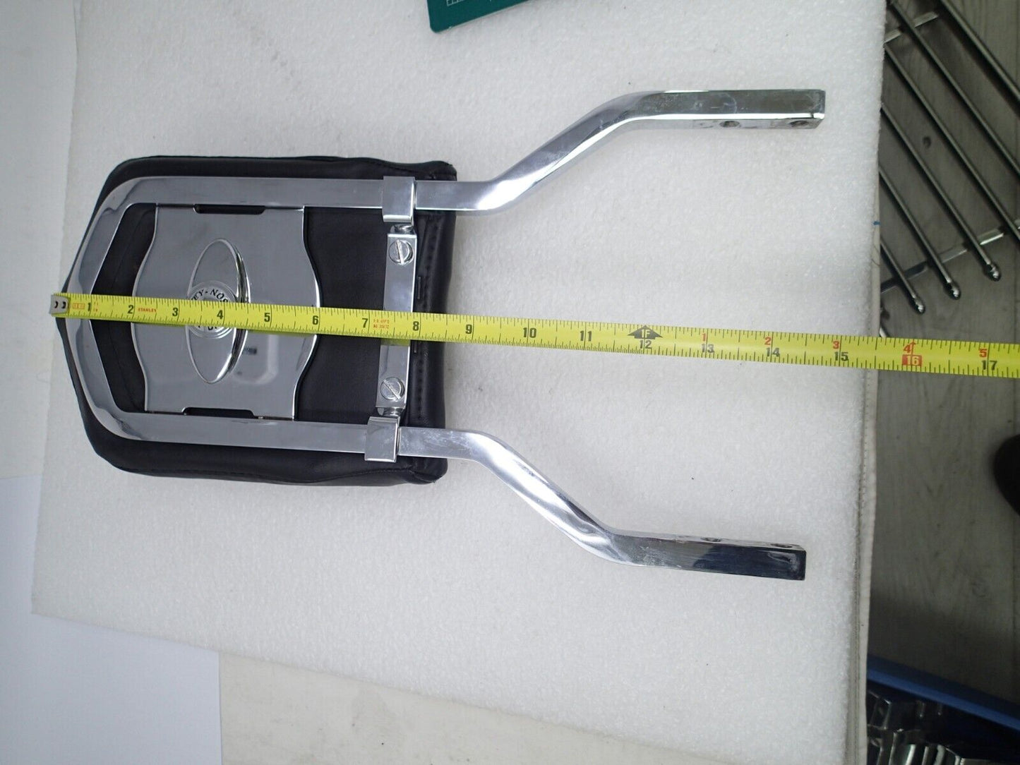 HARLEY DAVIDSON GENUINE 06-17 DYNA STREET GLIDE BACKREST SISSY BAR