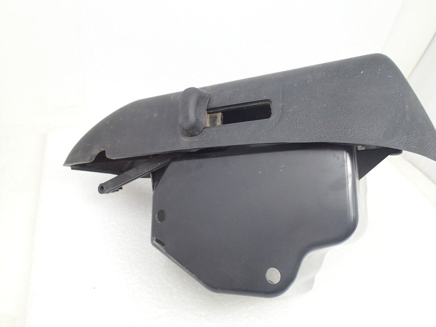 Harley-Davidson Outer Right Lower Fairing Part Number - 57100098