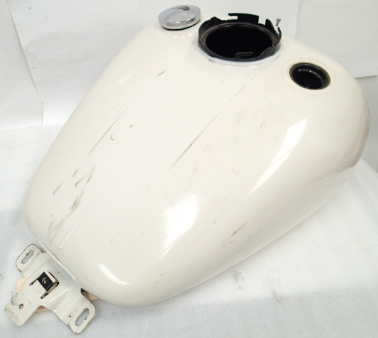 HARLEY '11-'14 POLICE FLHP ROAD KIN GFUEL TANK BIRCH WHITE W/O DECAL 62060-08AV