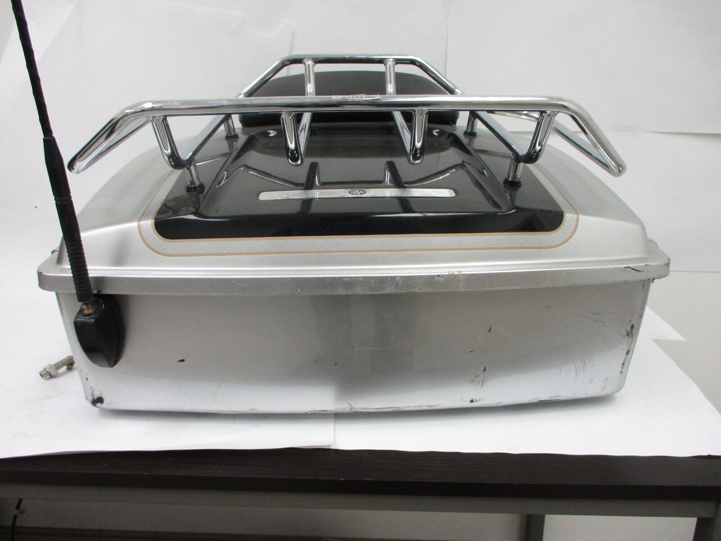 Harley Davidson  BDS Trunk Tour Pack 2003 Touring 53251-03BDS Luggage Top Box