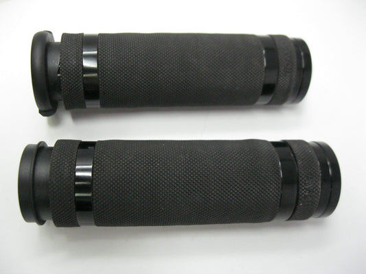 Avon Knurled Rubber Grip Set (Possibly Heated \ No Controller, Unknown Fitment)