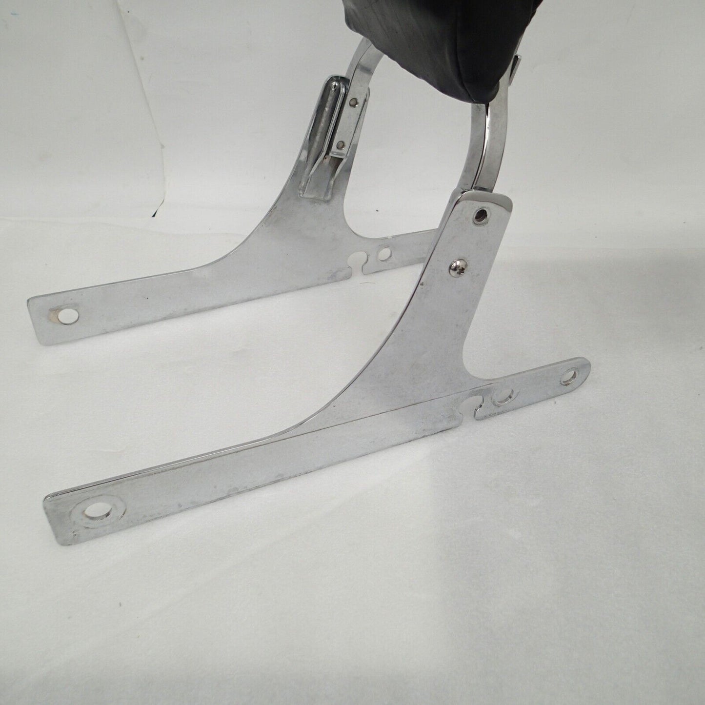 Harley Sportster Rigid Mount Sissy Bar Passenger Backrest Pad 53925-04 SEE PHOTO