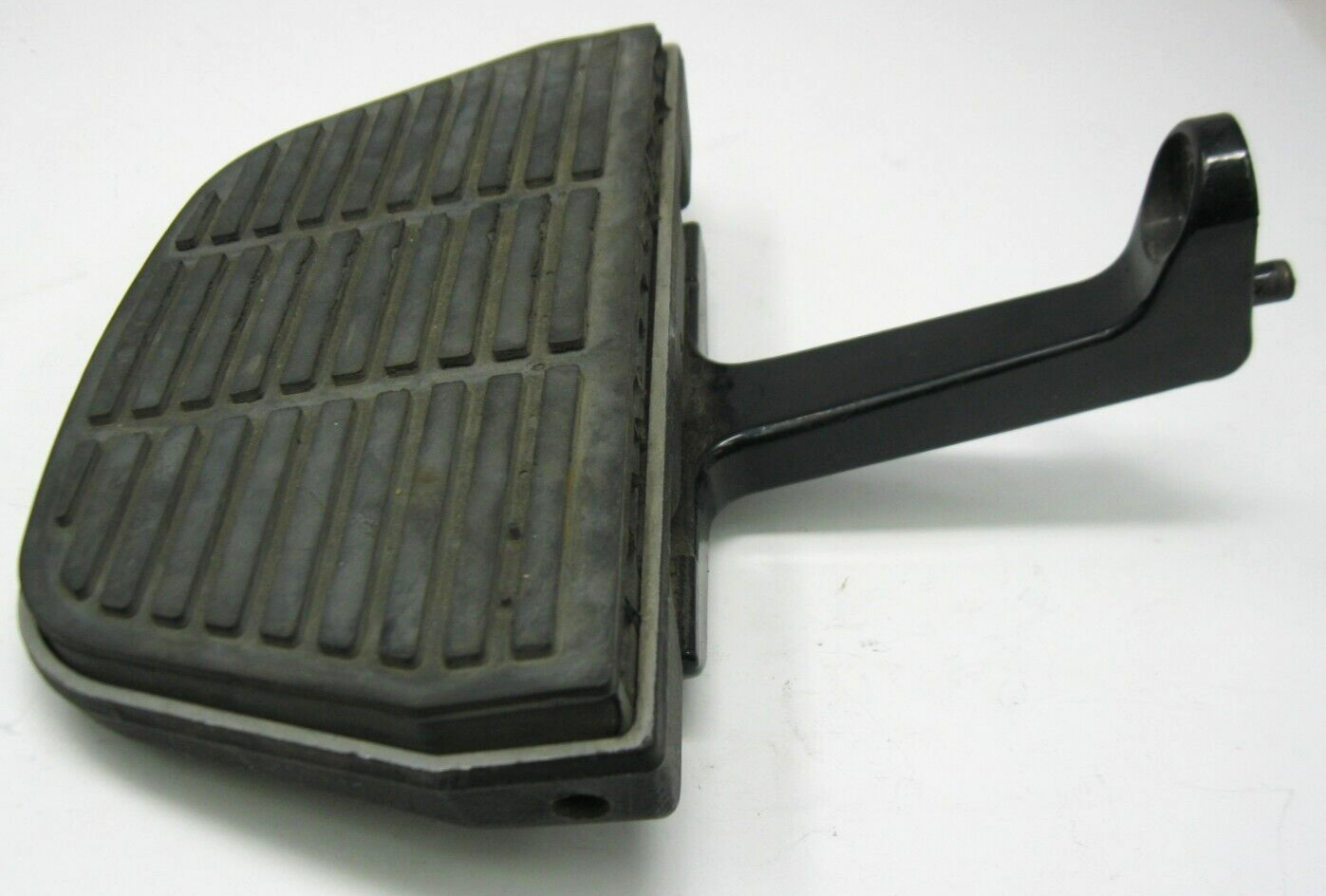 Harley-Davidson OEM 00-05 Passenger Footboard & Mount 50613-91/52719-93A