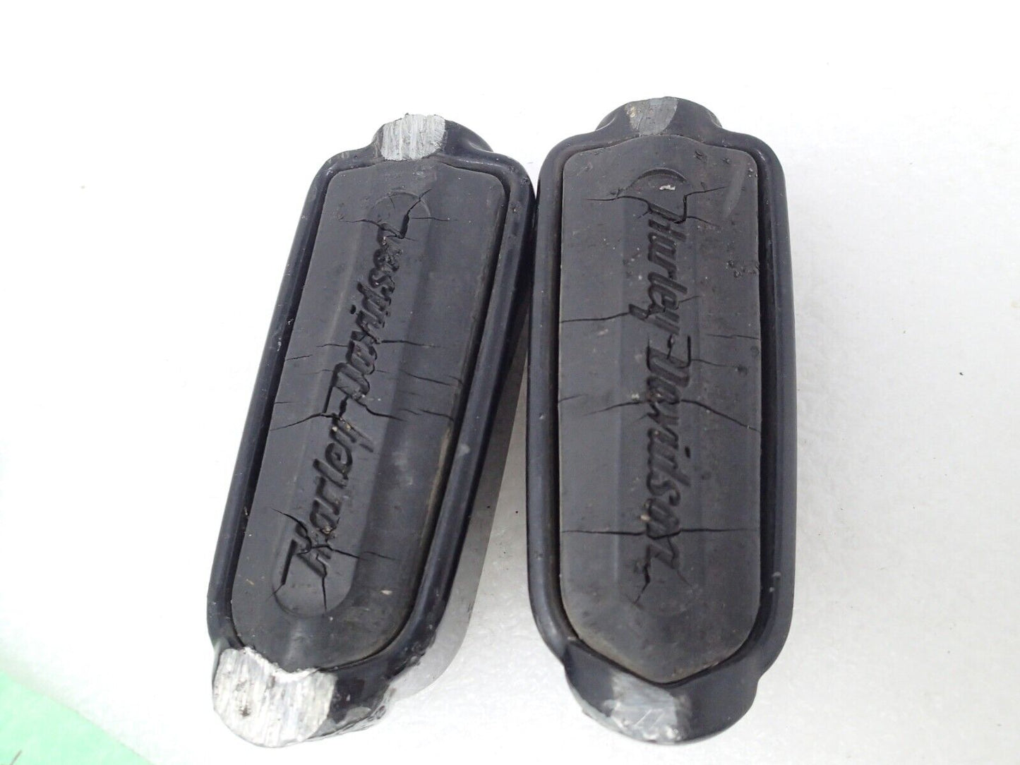 GENUINE HARLEY DAVIDSON TRIBAL HIGHWAY PEGS 51376-09 (DEMAGE)