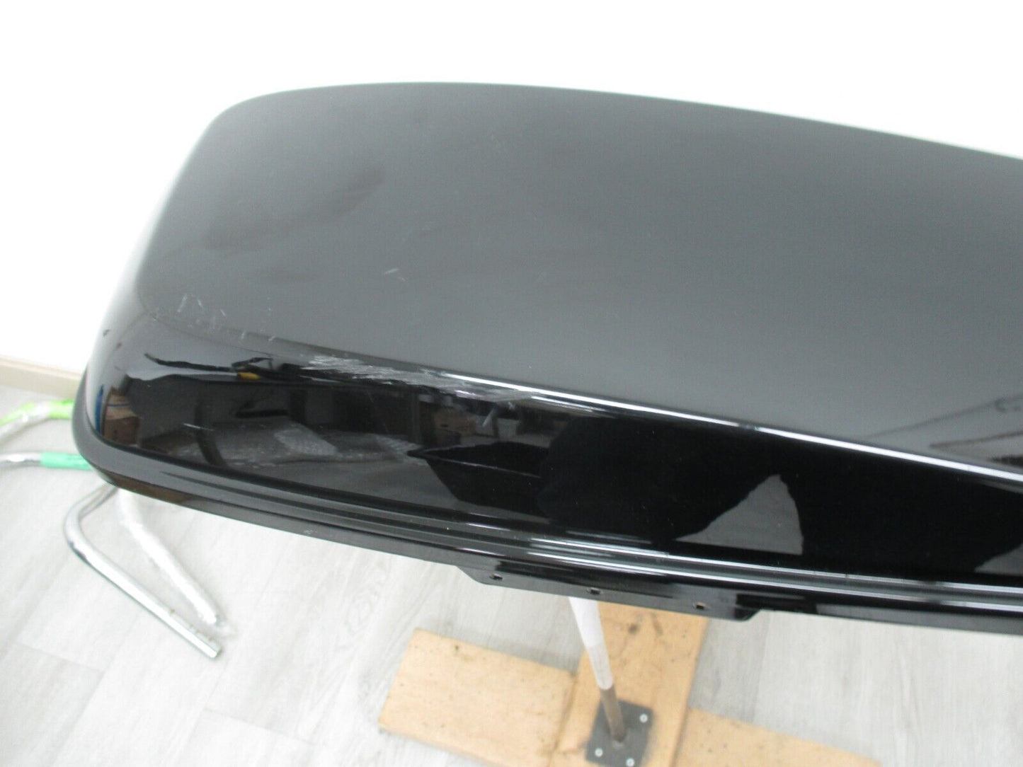 Harley Davidson OEM '14 - Later LH Vivid Black Saddlebag Lid 90200413