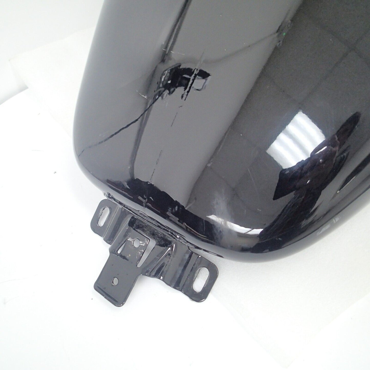 2013 Harley Street Glide FLHX Fuel Gas Tank VIVID BLACK 61351-11DH (Small DENT)