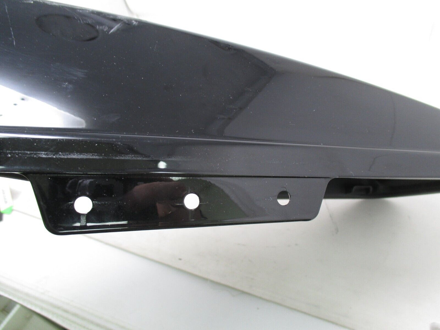 Harley Davidson OEM '14 - Later LH Vivid Black Saddlebag Lid 90200413