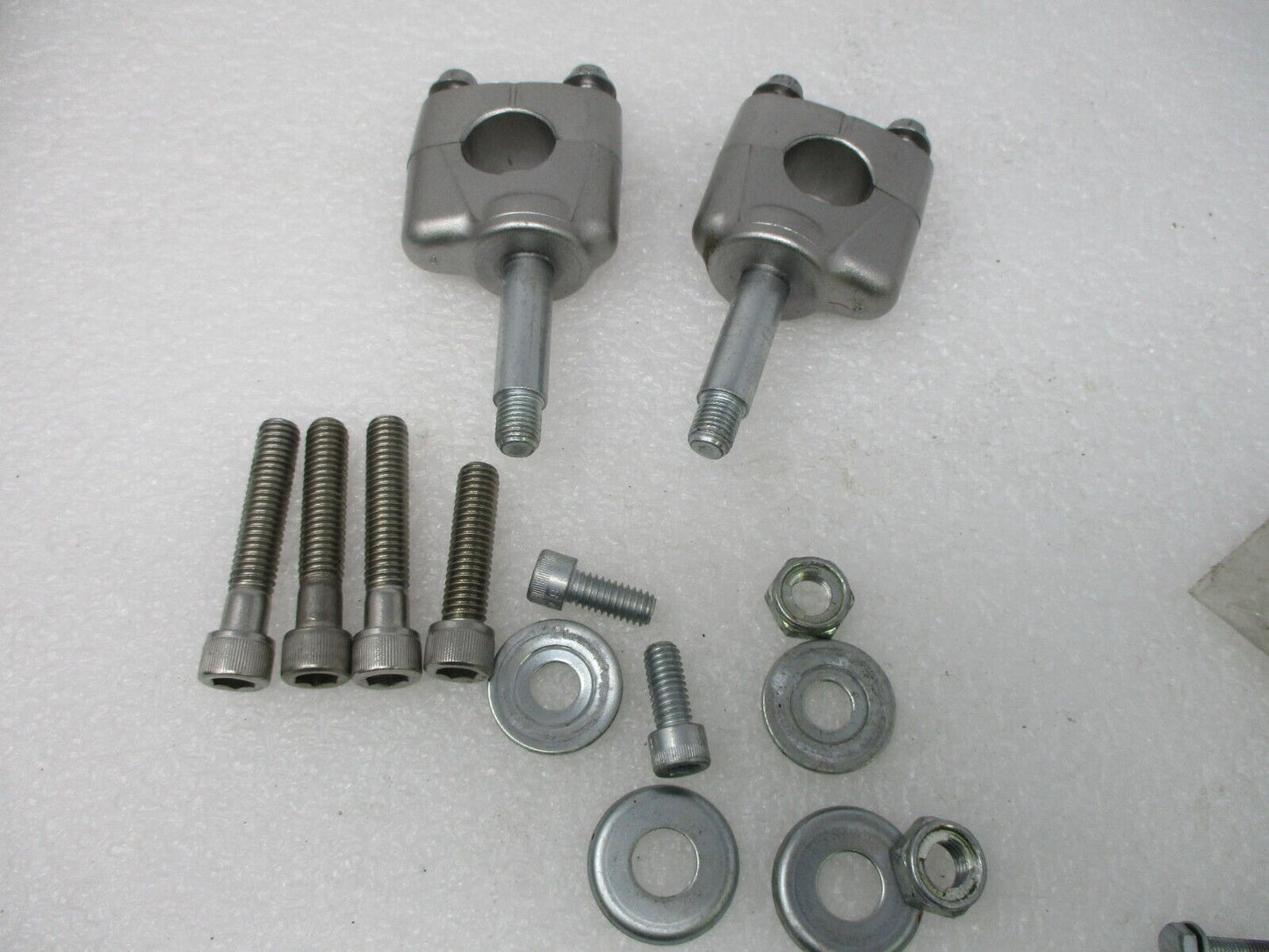 Metric Risers clamp Aftermarket
