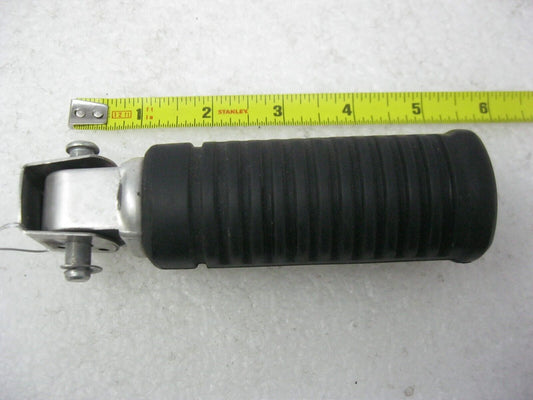 Harley-Davidson OEM 18-24 Softail Right Passenger Footpeg Assy. 50500609