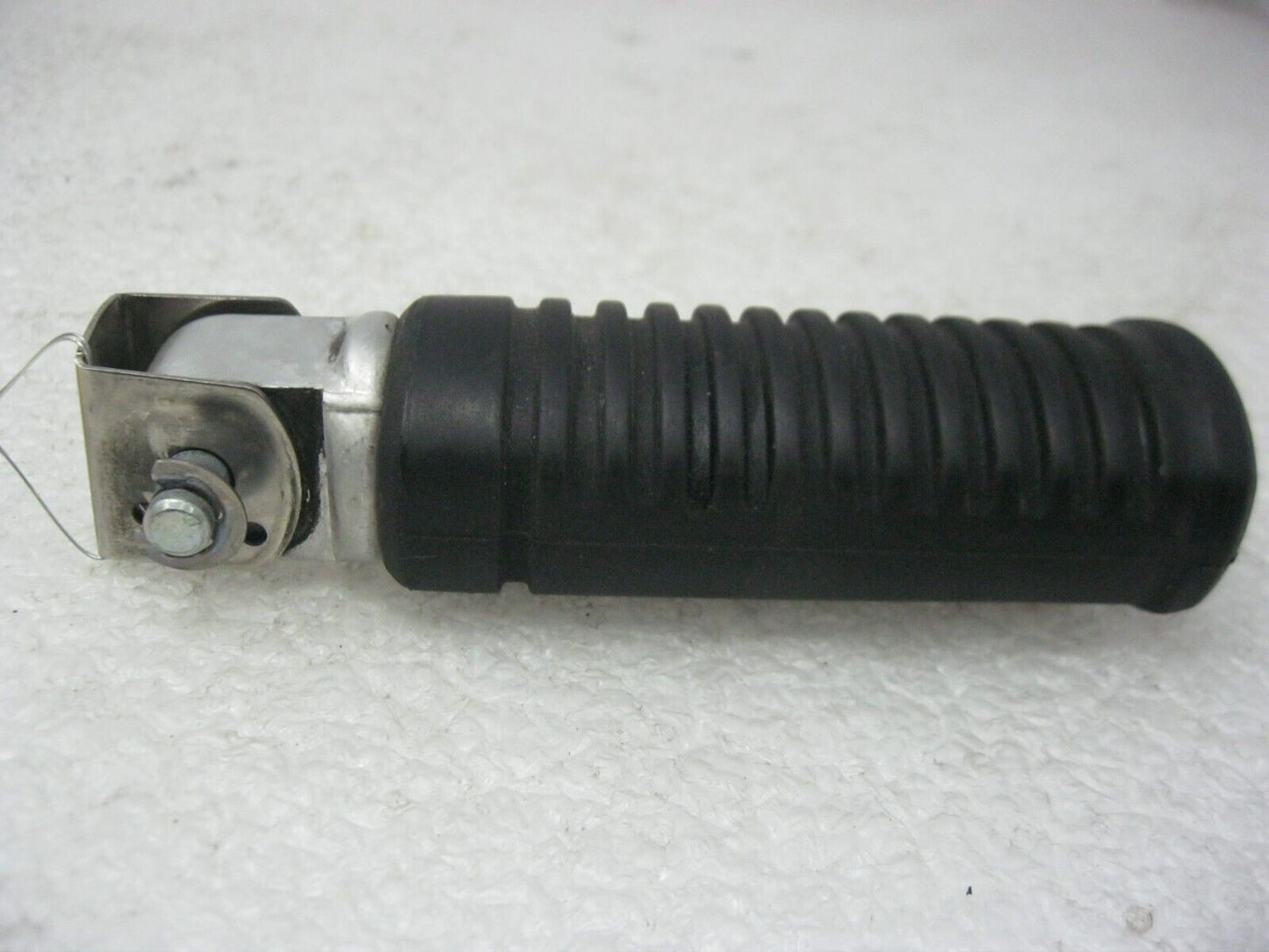 Harley-Davidson OEM 18-24 Softail Right Passenger Footpeg Assy. 50500609