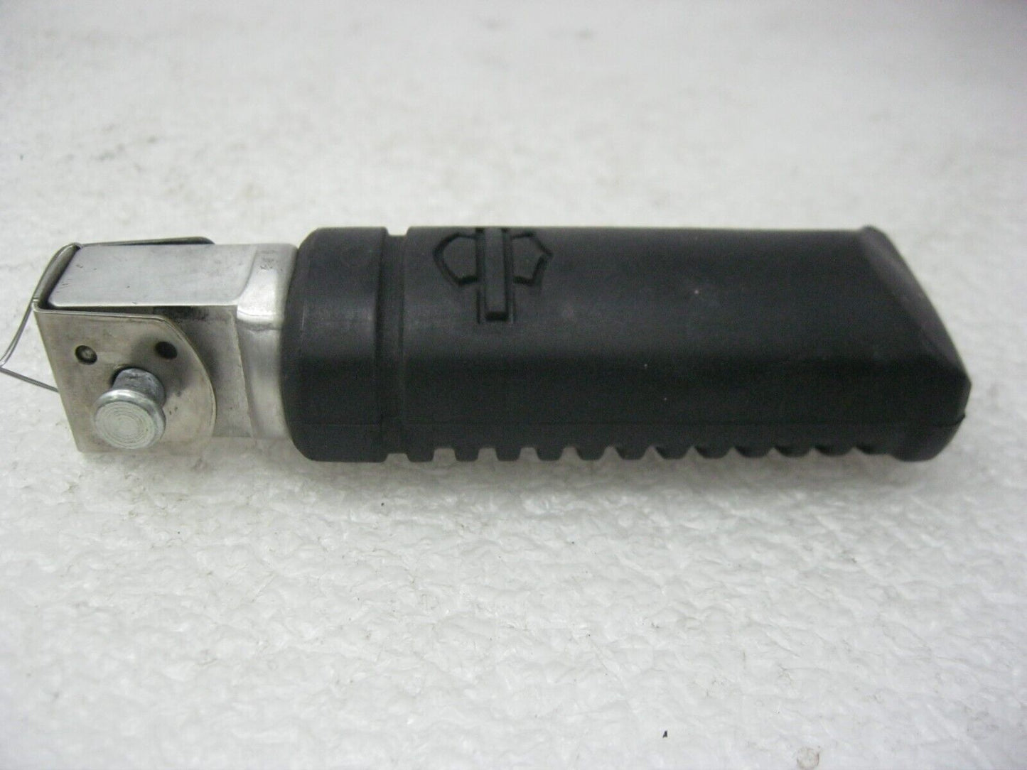 Harley-Davidson OEM 18-24 Softail Right Passenger Footpeg Assy. 50500609