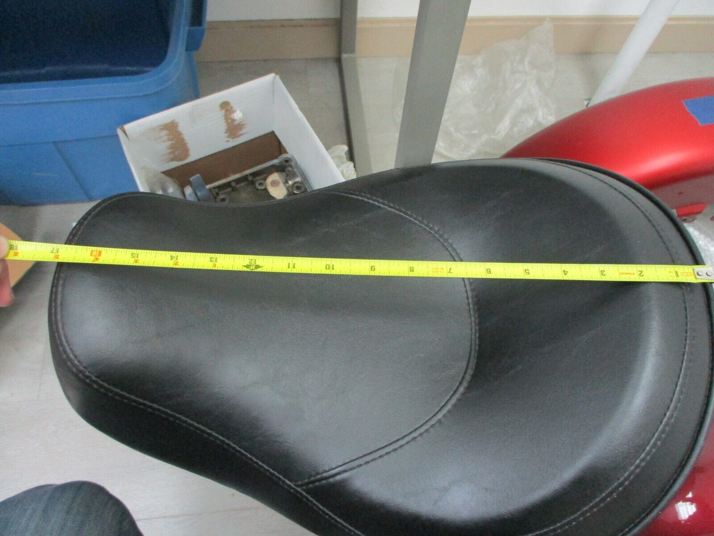 Harley Davidson Seat Solo Softail Street Bob 21-23 OEM 52000606 Nice