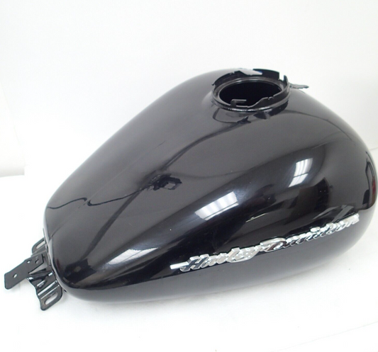 2017 FLHRC ROAD KING Fuel Gas Tank 610000BHY (DENT)