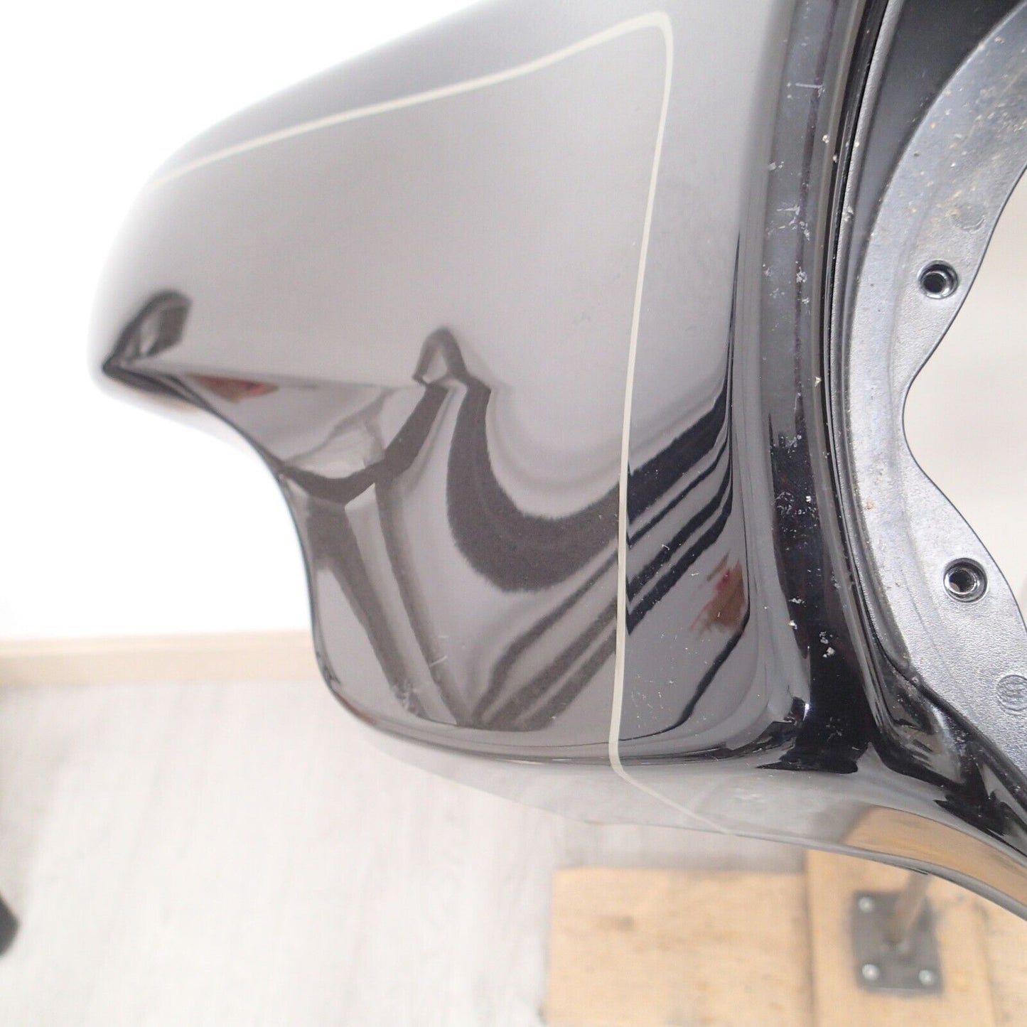 2020 Harley Limited strip Gray / Vivid Black Front Batwing Fairing 57000016