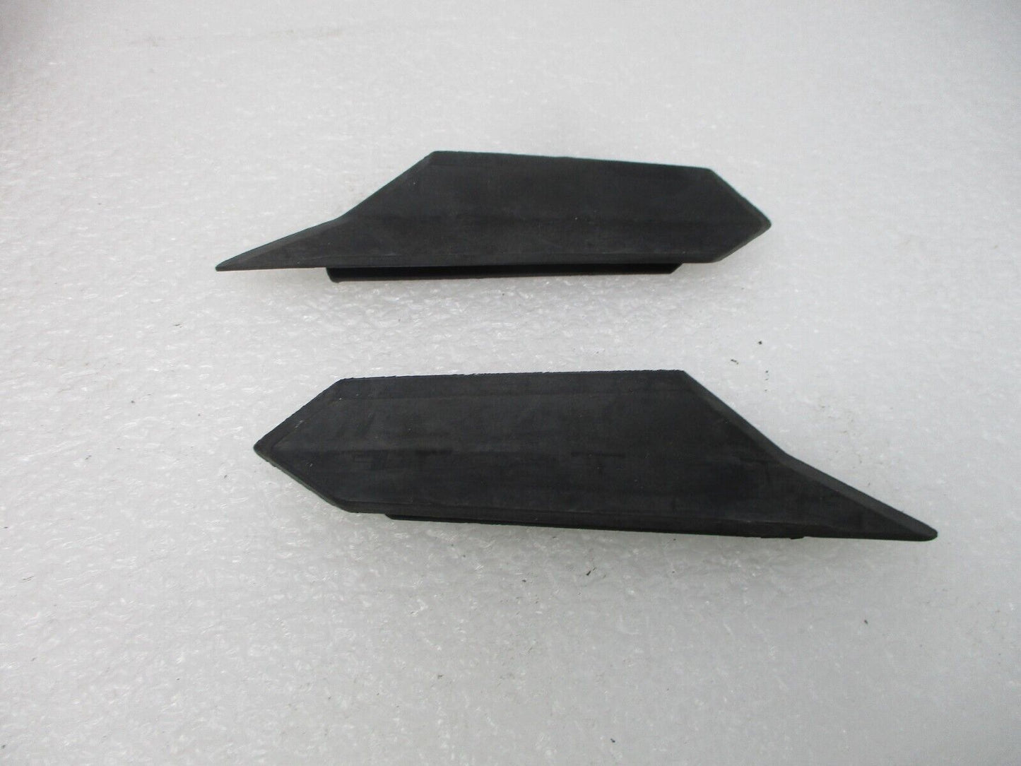Ski-Doo Caddy Cap Trans Bouchon 520001090 (Pair)