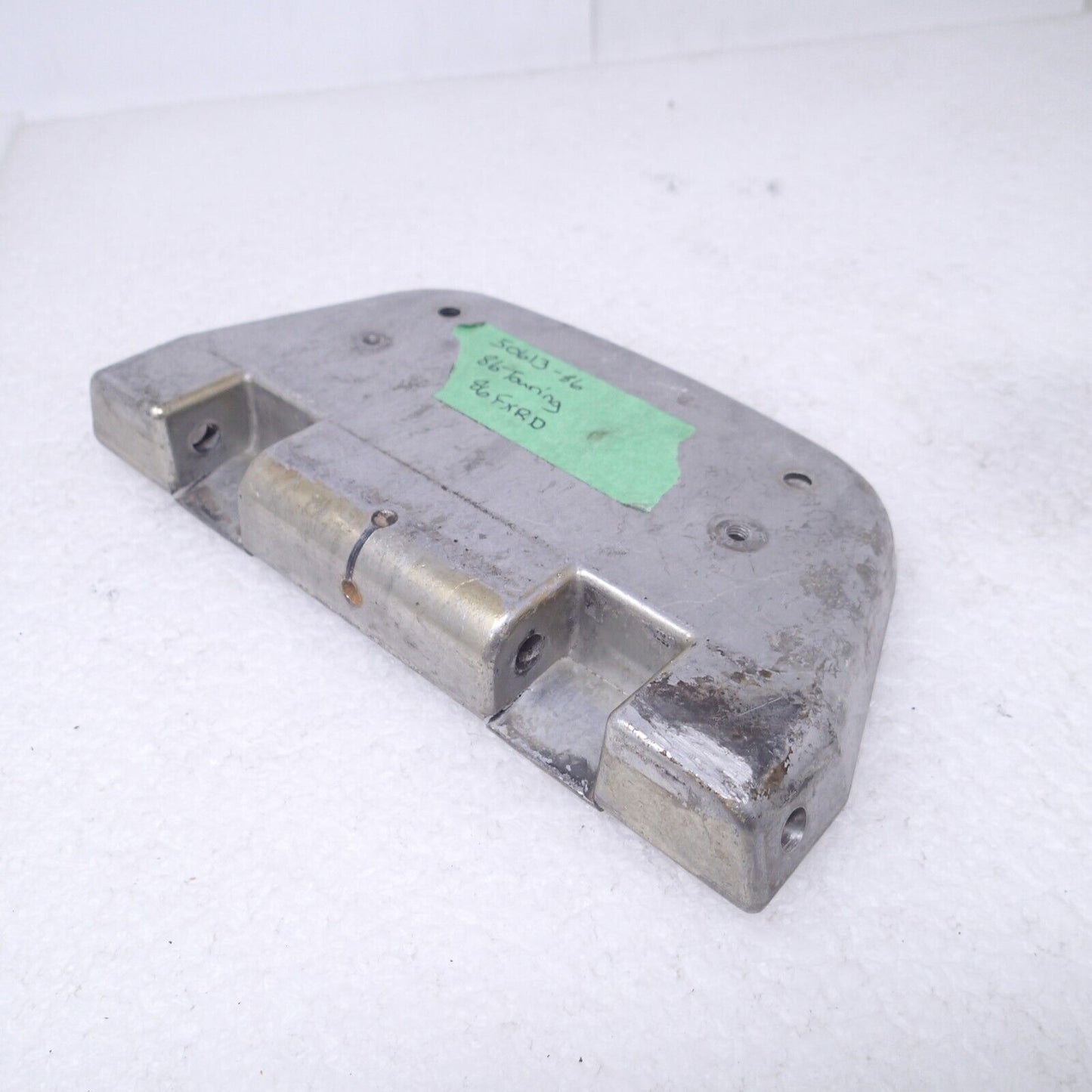 Passenger Floorboard Bottom Harley Davidson 50613-86 Chrome 50752-04 SINGLE UNIT